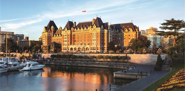 8 Day Victoria, Vancouver & Whistler Winter Experience 8 Day Victoria, Vancouver & Whistler Winter Experience