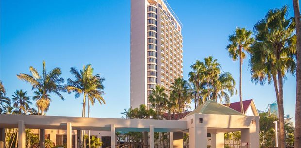 Crowne Plaza Surfers Paradise Crowne Plaza Surfers Paradise